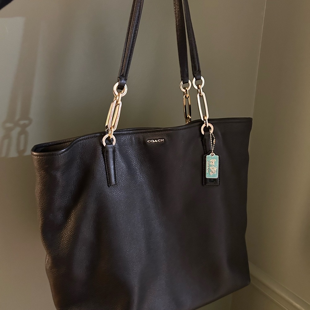COACH Madison Black leather Tote purse